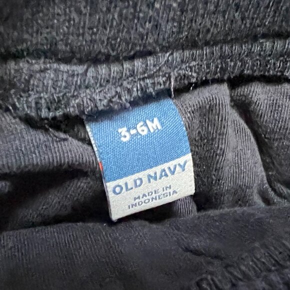 3-6M | Old Navy Baby 2 Piece Water-Resistant Quilted Puffer Jacket and Pants Set - Picture 4 of 4